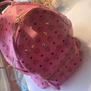MCM PINK BOOKBAG. PREOWNED